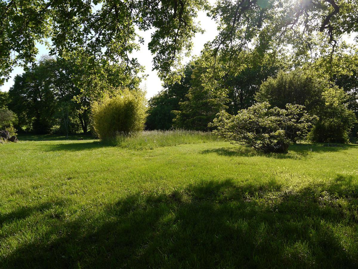 Coutillard Parisot  Экстерьер фото